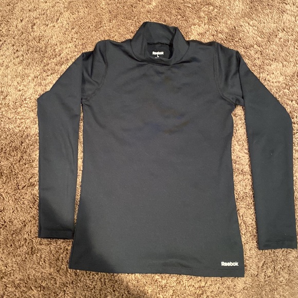 Reebok boys turtleneck shirt - Picture 2 of 2